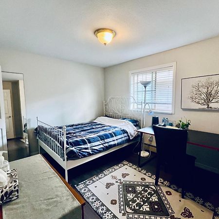 Airport Cozy Room 舒适小屋 Vancouver, Richmond,Near Yvr Eksteriør billede